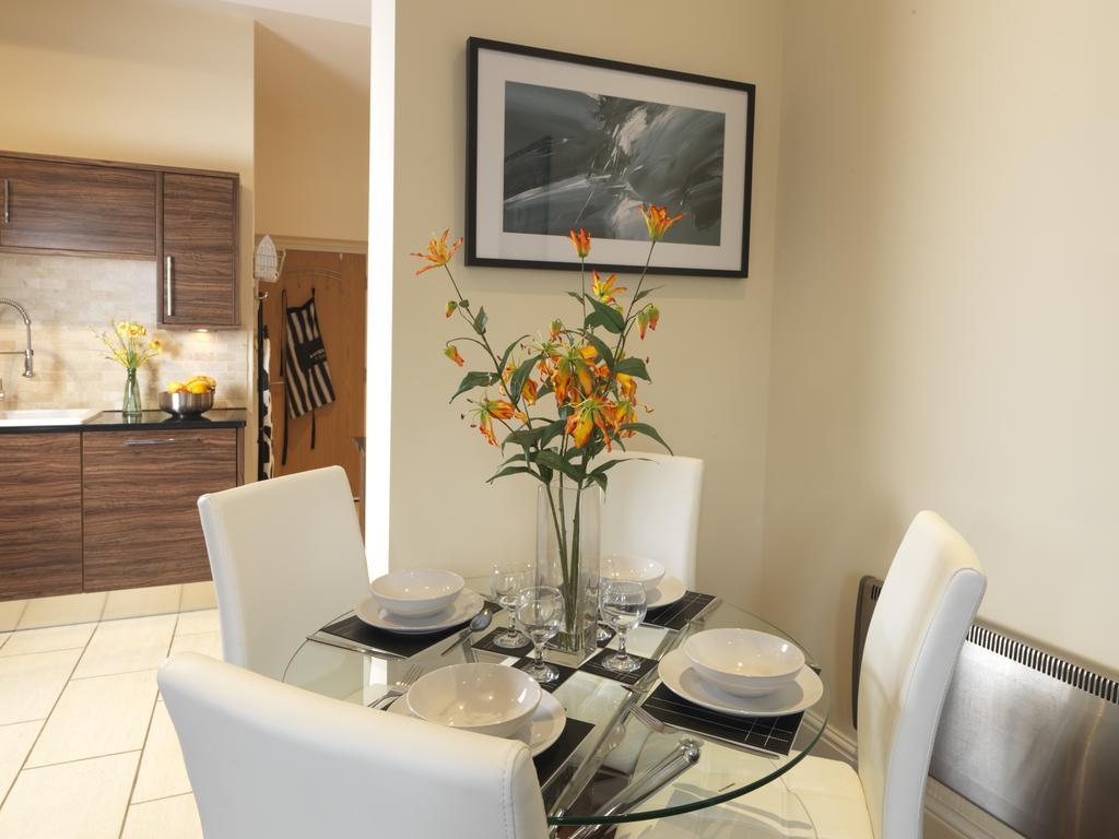 Garden View, 6 Rodley Hall, Leeds Appartamento Leeds  Esterno foto